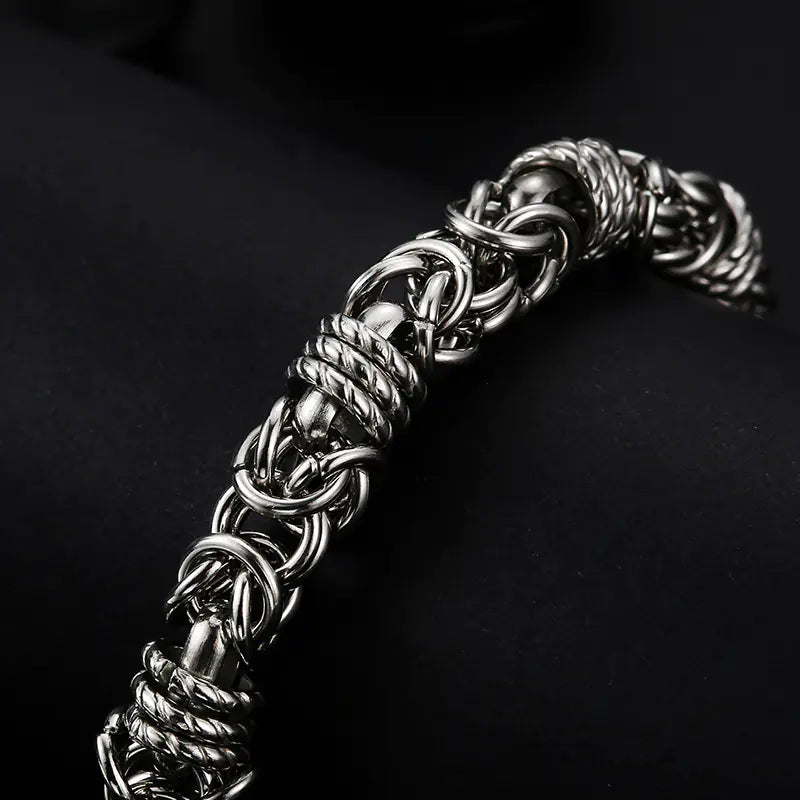 Knot's of Ares Bracelet